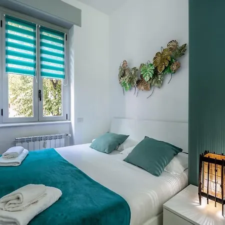 Daire Linate Airport Elegant Suite,tram 1 Minute Away