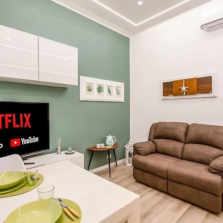 Linate Airport Elegant Suite,tram 1 Minute Away * Milano